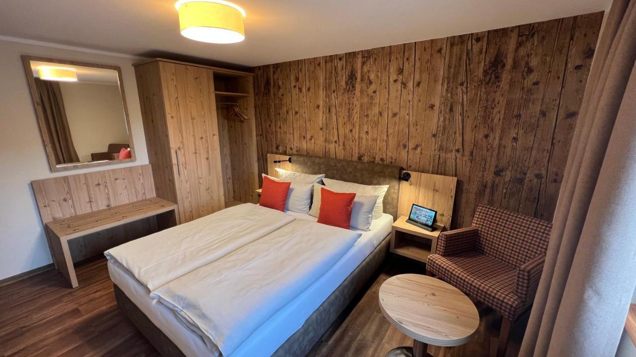 Dammschenke Gasthof & Hotel คัวร์ออร์ทโยนส์ดอร์ฟ ภายนอก รูปภาพ