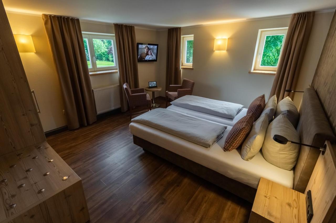 Dammschenke Gasthof & Hotel คัวร์ออร์ทโยนส์ดอร์ฟ ภายนอก รูปภาพ